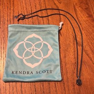 Kendra Scott necklace
